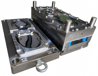 Injection mold